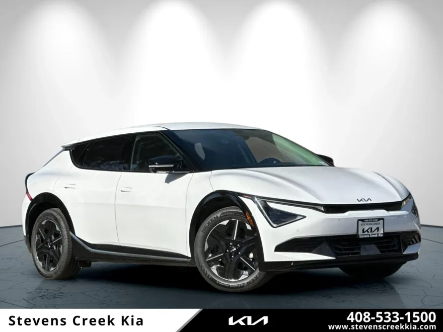 2025 Kia EV6 Wind photo 1