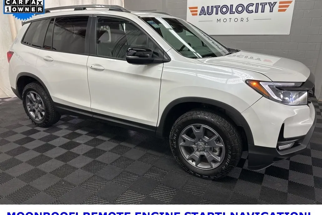 2024 Honda Passport TrailSport photo 1