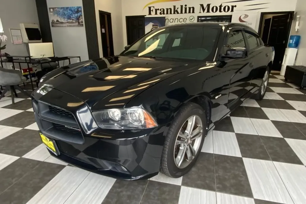 2014 Dodge Charger R/T photo 1