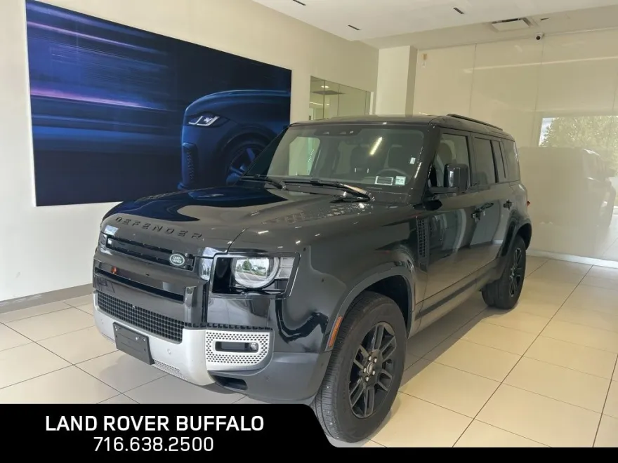 2025 Land Rover Defender 110 S photo 1