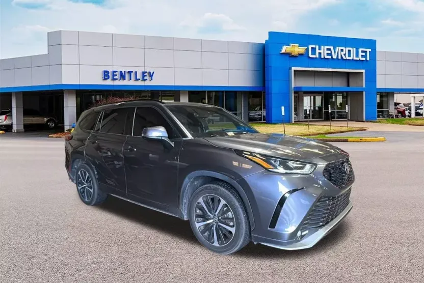 2021 Toyota Highlander XSE photo 1