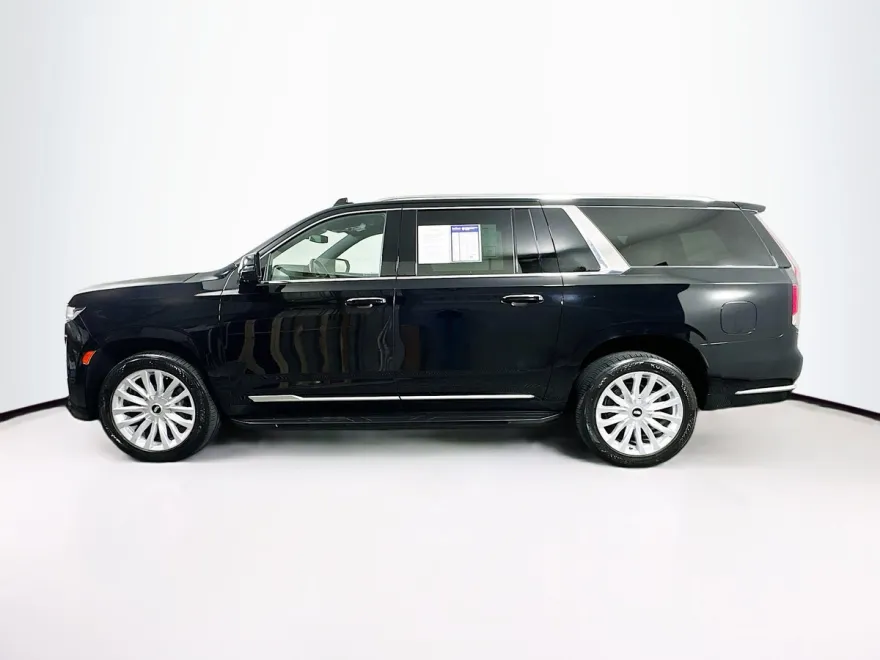 2024 Cadillac Escalade ESV Luxury photo 1