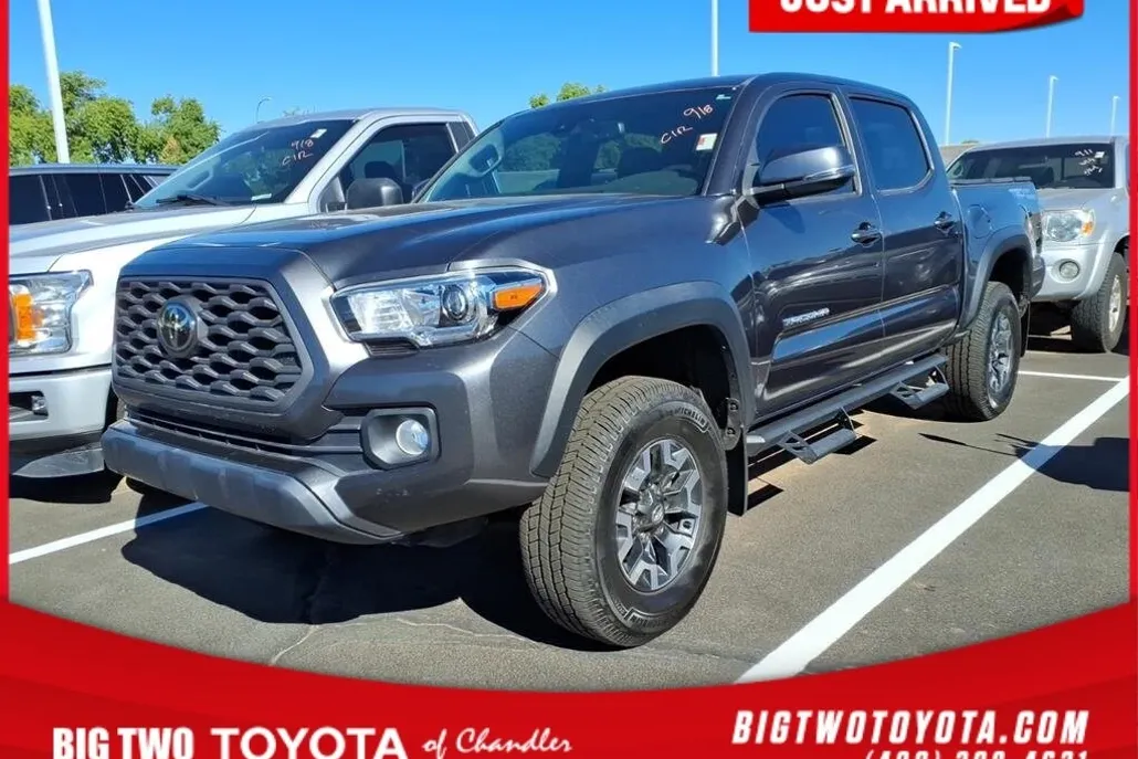 2022 Toyota Tacoma SR5 photo 1