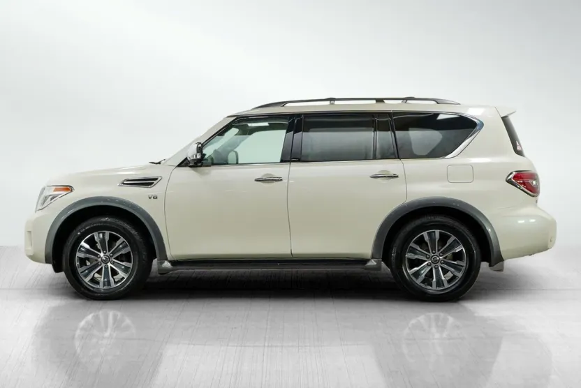 2018 Nissan Armada SL photo 1