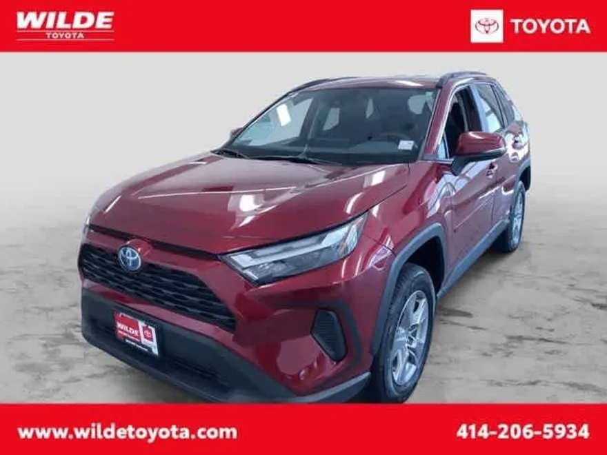 2024 Toyota RAV4 Hybrid LE photo 1