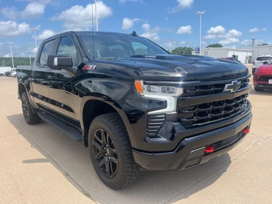 2022 Chevrolet Silverado 1500 LT Trail Boss photo 1