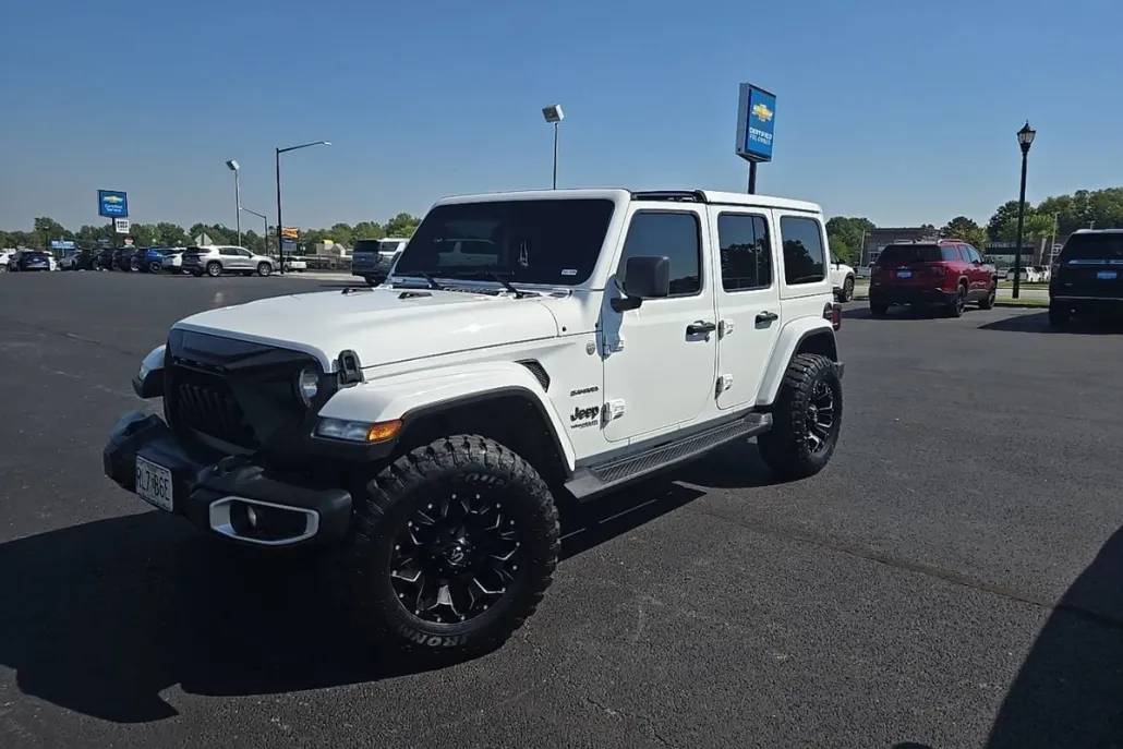 2022 Jeep Wrangler Unlimited Sahara photo 1