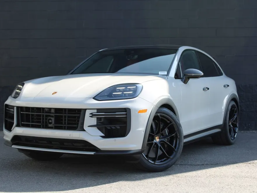 2026 Porsche Cayenne Turbo GT photo 1