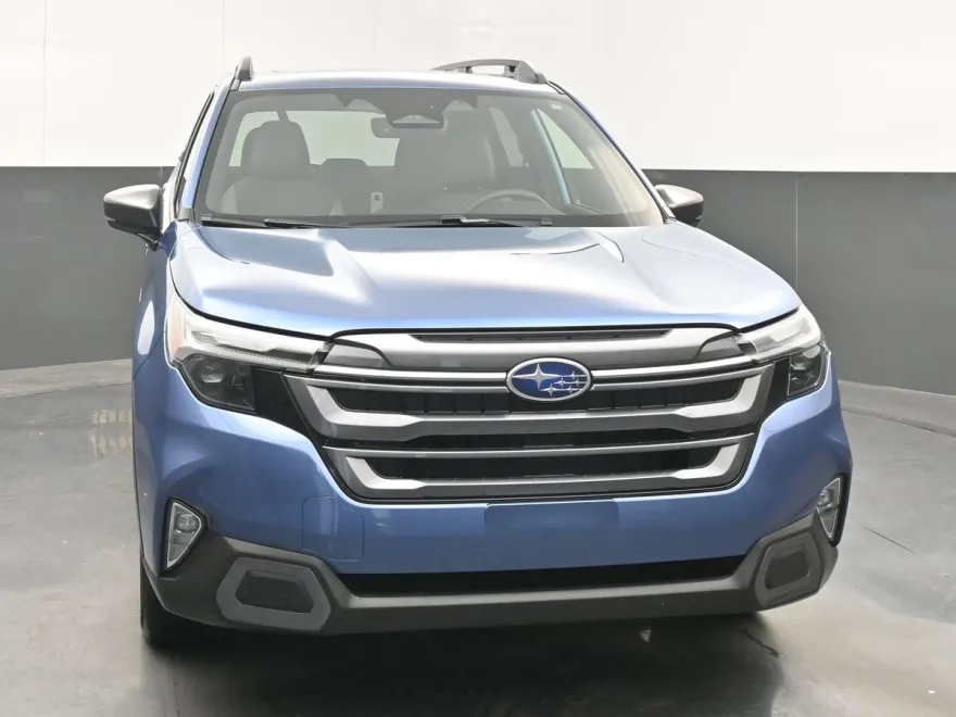 2025 Subaru Forester Limited photo 1