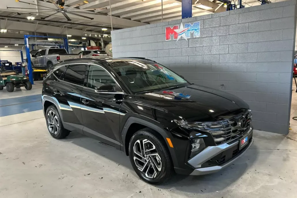 2025 Hyundai Tucson Hybrid Limited SEL Convenience photo 1