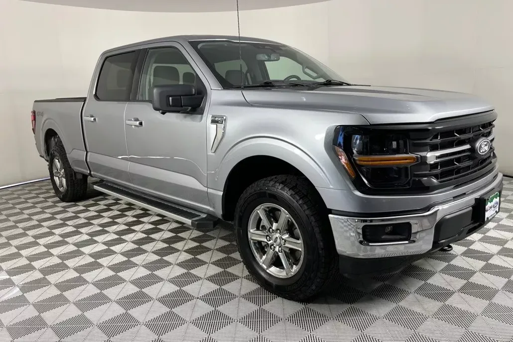 2024 Ford F-150 XLT photo 1