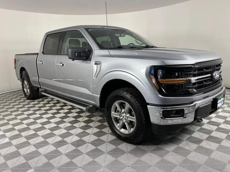2024 Ford F-150 XLT photo 1