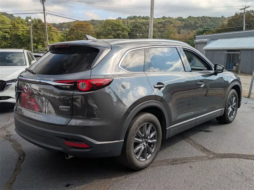 2022 Mazda CX-9 Touring Premium photo 1