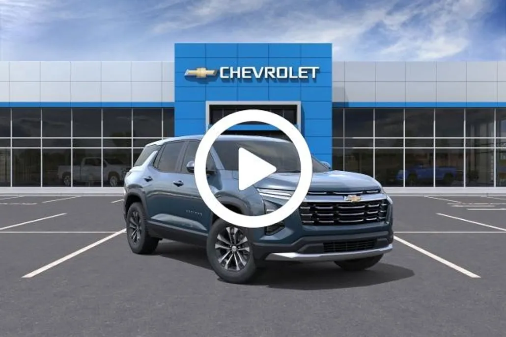 2026 Chevrolet Equinox LT photo 1