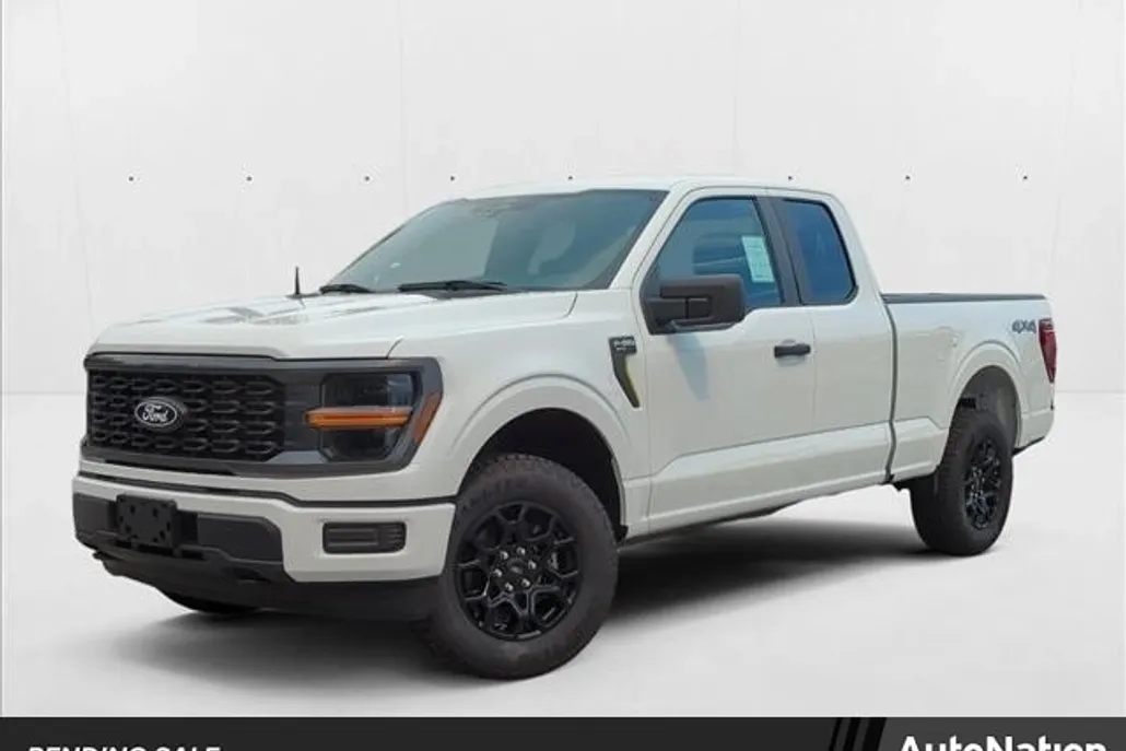 2025 Ford F-150 STX photo 1