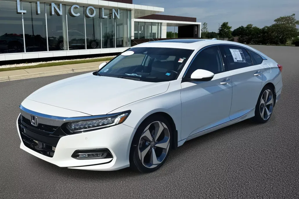 2018 Honda Accord Touring 1.5T photo 1