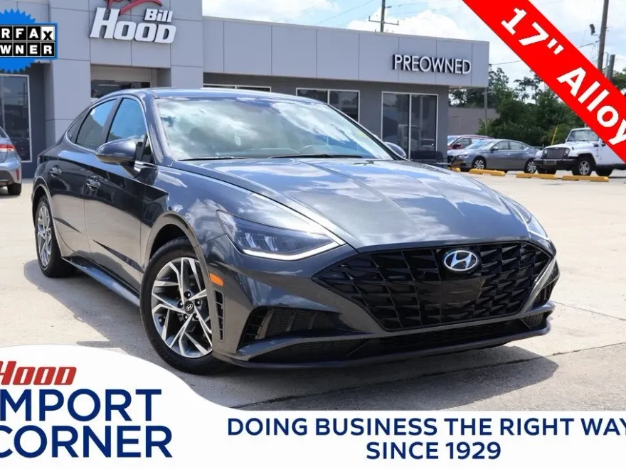 2022 Hyundai Sonata SEL photo 1