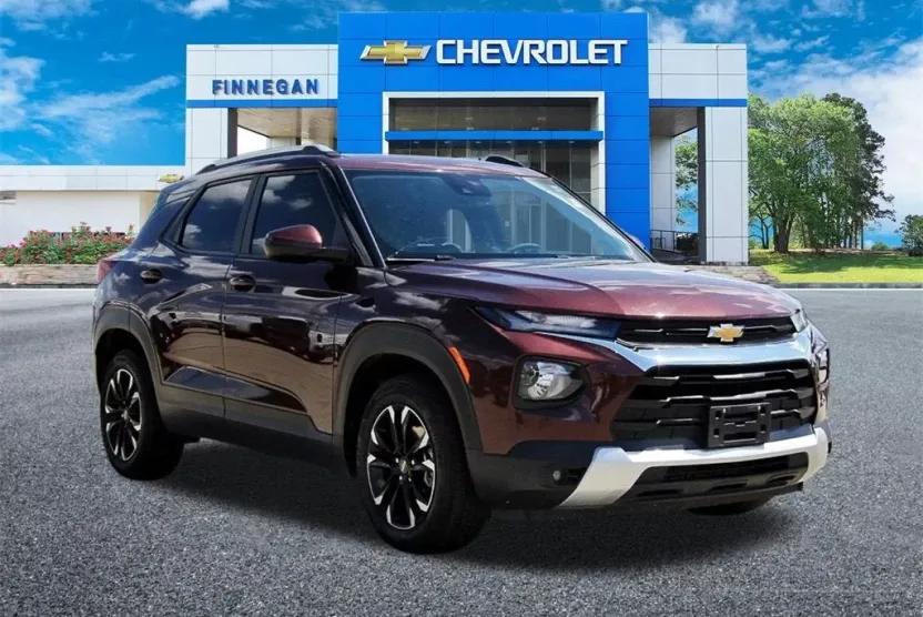 2023 Chevrolet Trailblazer LT photo 1