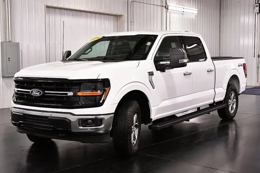 2024 Ford F-150 XLT photo 1