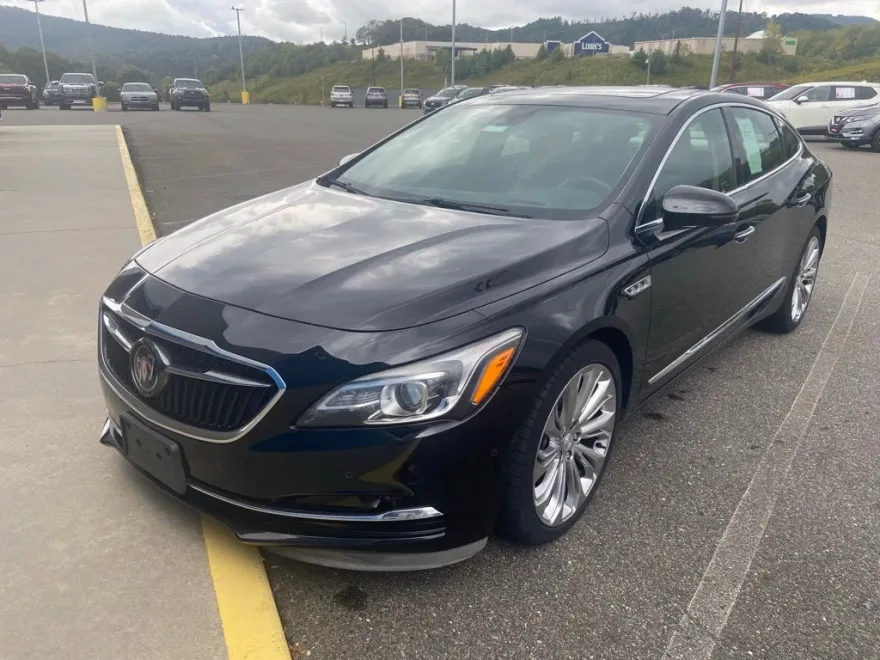2017 Buick LaCrosse Premium I photo 1