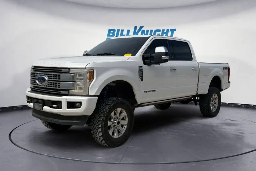 2017 Ford F-250 photo 1
