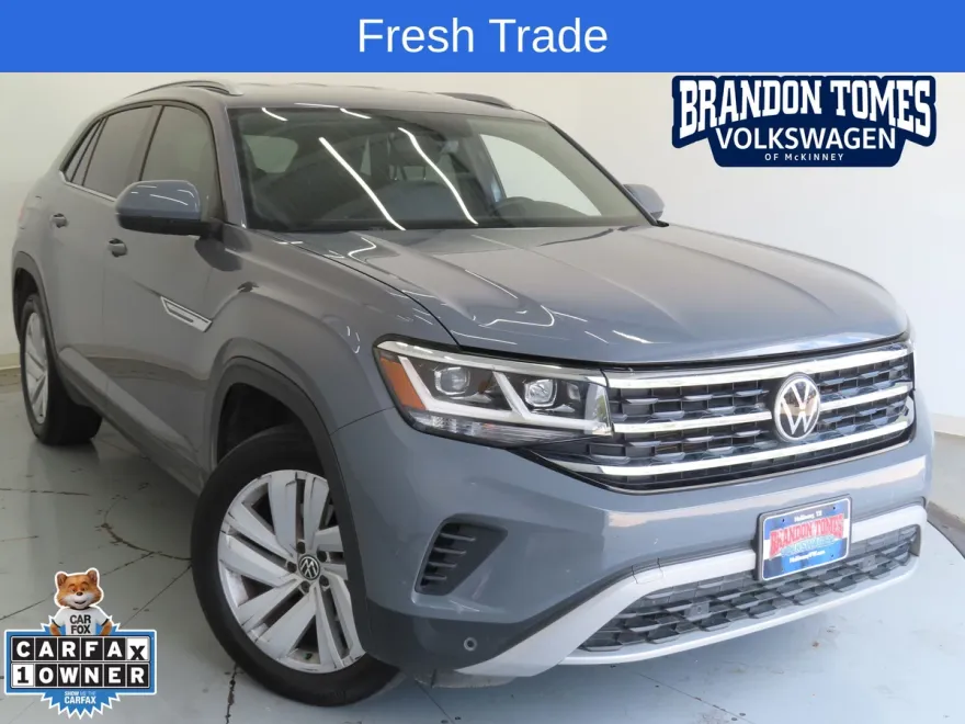 2022 Volkswagen Atlas Cross Sport V6 SE Technology photo 1