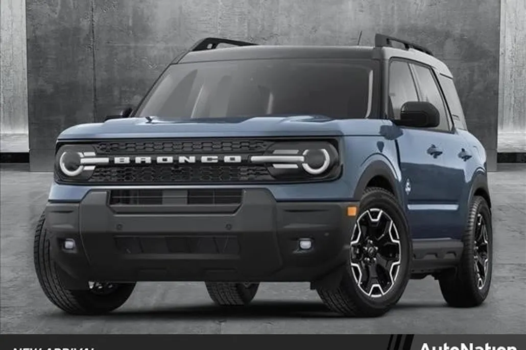 2025 Ford Bronco Outer Banks photo 1