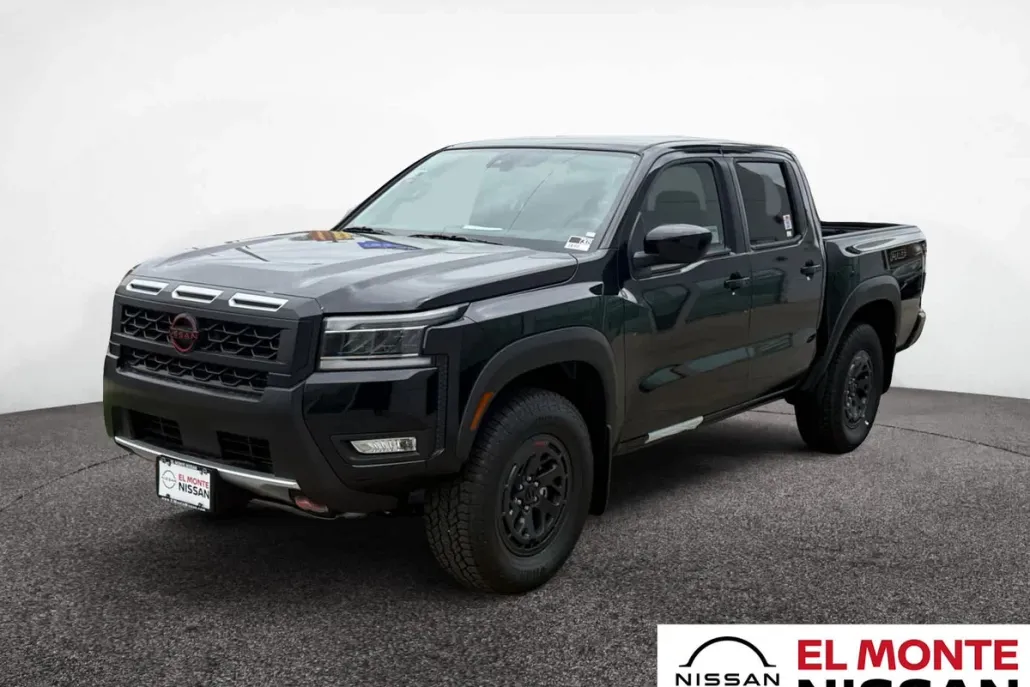 2025 Nissan Frontier PRO-4X photo 1