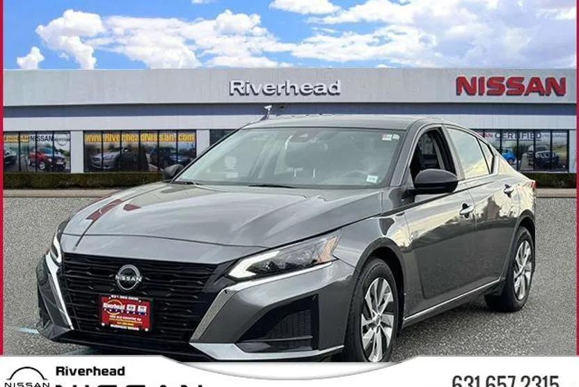 2024 Nissan Pathfinder 2.5 S photo 1