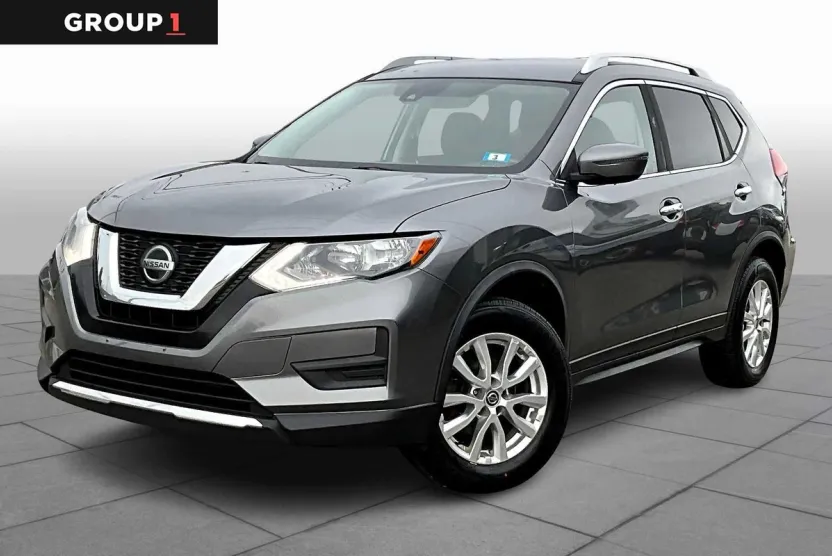 2020 Nissan Rogue SV photo 1