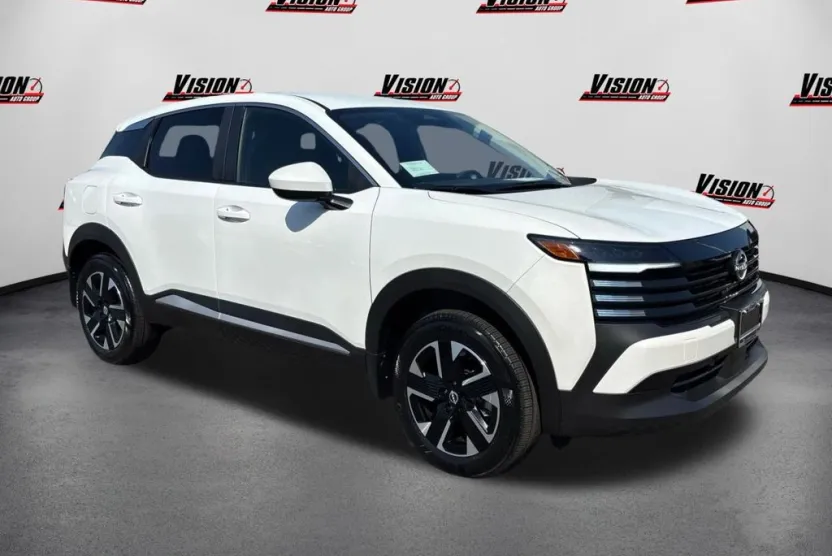 2025 Nissan Kicks SV photo 1