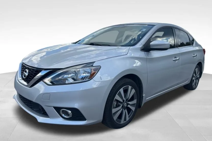 2019 Nissan Sentra SV photo 1