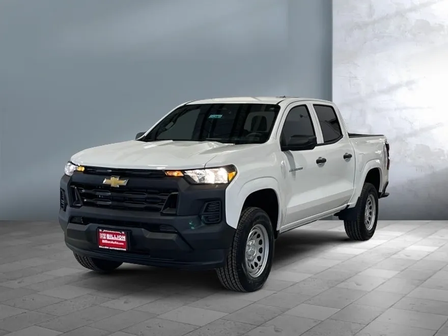 2025 Chevrolet Colorado LT photo 1