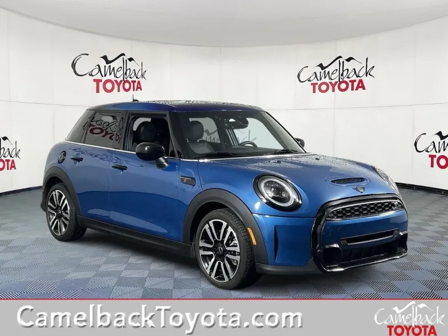 2023 Mini Cooper Hardtop S photo 1