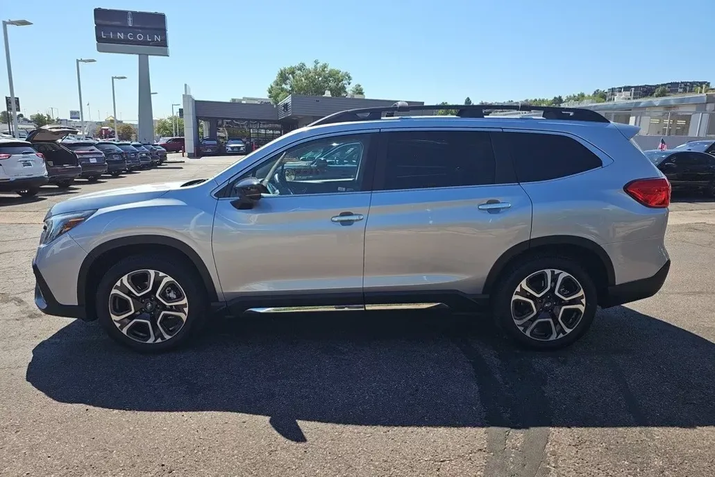 2024 Subaru Ascent Touring photo 1
