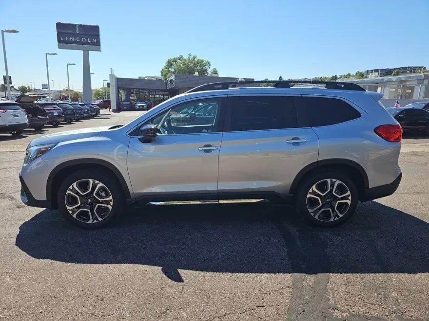 2024 Subaru Ascent Touring photo 1