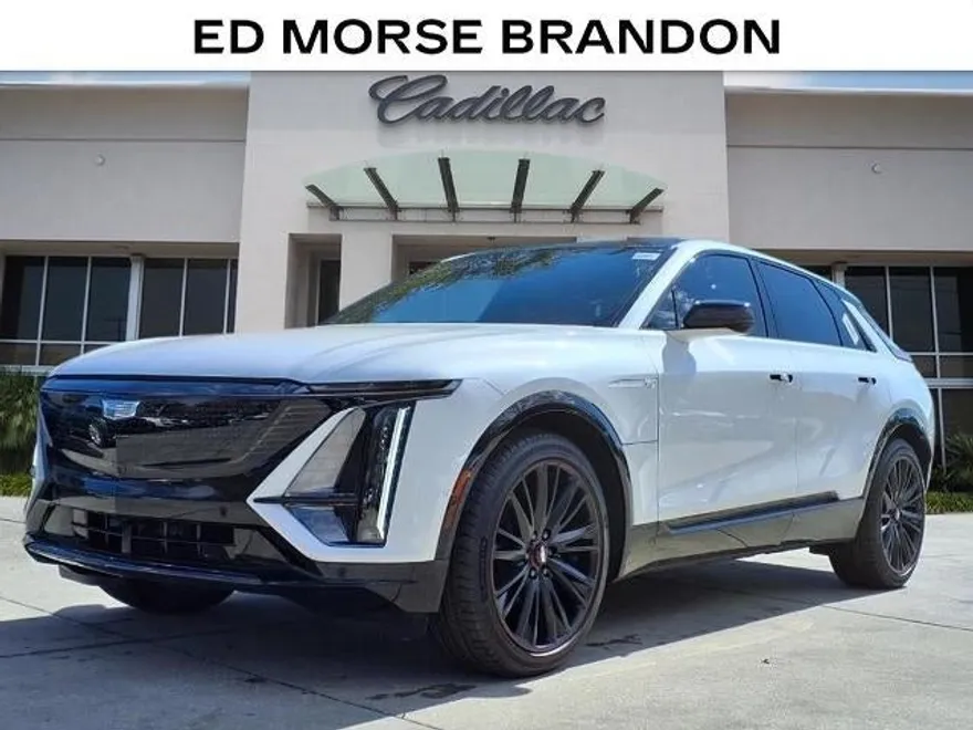 2025 Cadillac Lyriq Sport photo 1