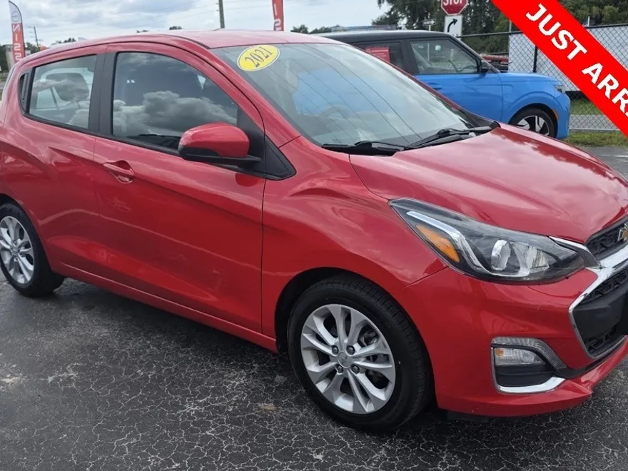 2021 Chevrolet Spark 1LT photo 1