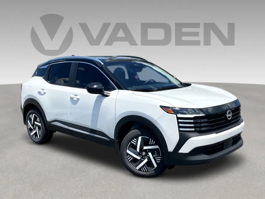 2025 Nissan Kicks SV photo 1