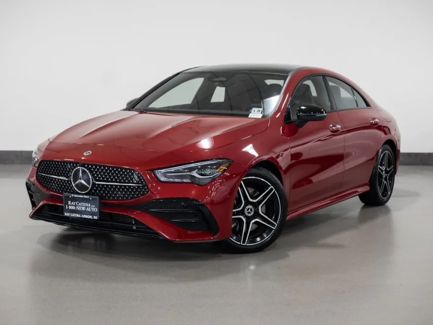 2024 Mercedes Benz CLA 250 4MATIC photo 1