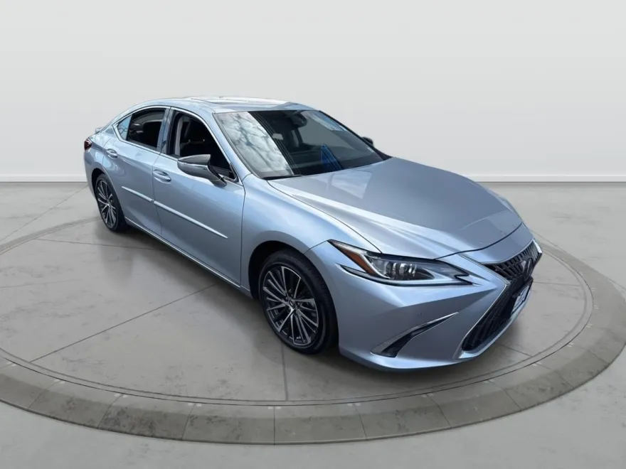 2023 Lexus ES 350 photo 1