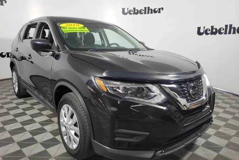 2018 Nissan Rogue S photo 1