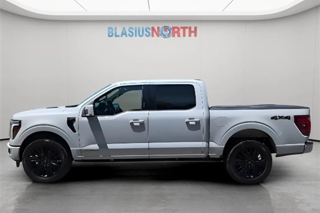 2024 Ford F-150 Platinum photo 1