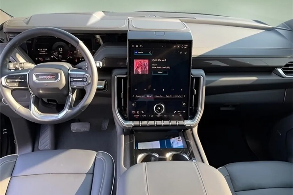 2025 Gmc Yukon XL photo 1