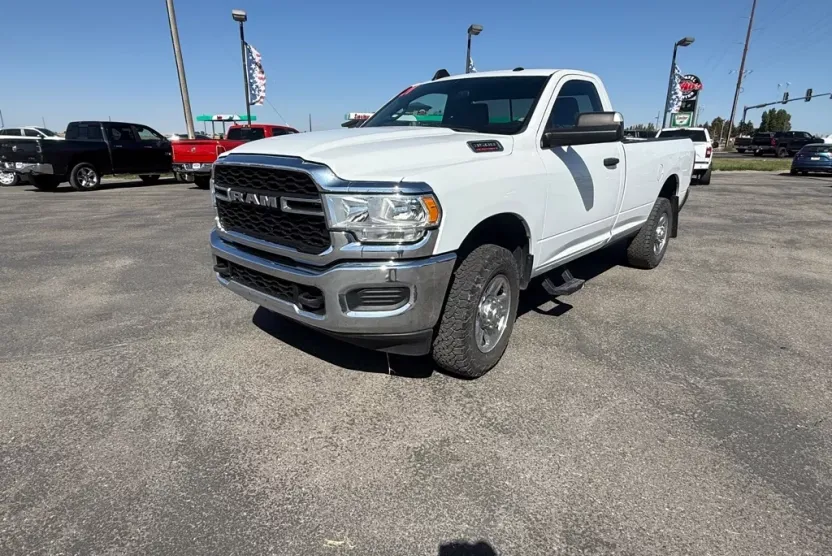 2021 Ram 3500 Tradesman photo 1