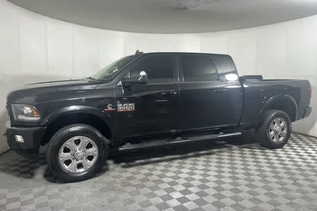 2018 Ram 3500 Laramie photo 1