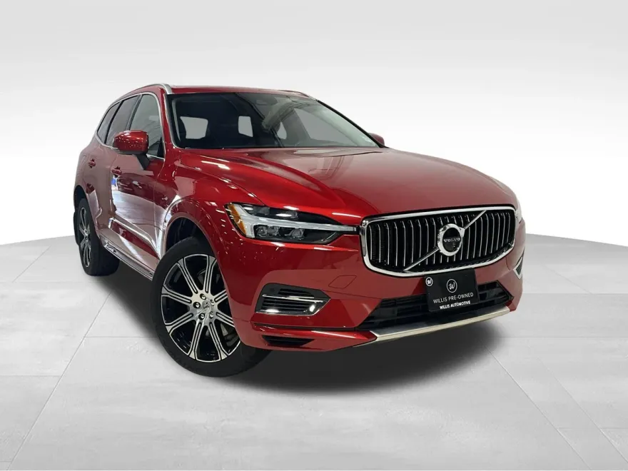 2021 Volvo XC60 Recharge Hybrid T8 Inscription photo 1
