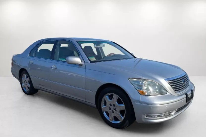 2004 Lexus LS 430 photo 1