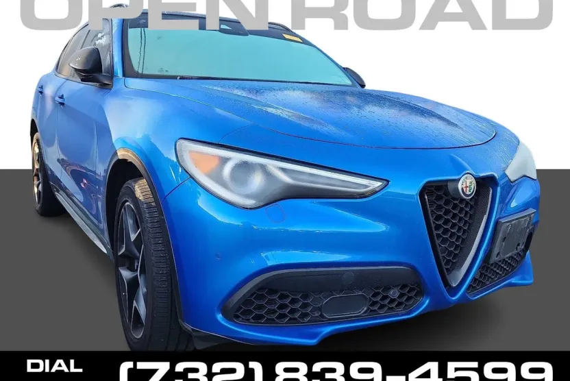 2020 Alfa Romeo Stelvio Ti Sport photo 1