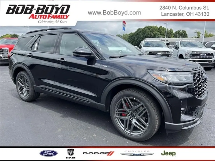 2025 Ford Explorer ST-Line photo 1